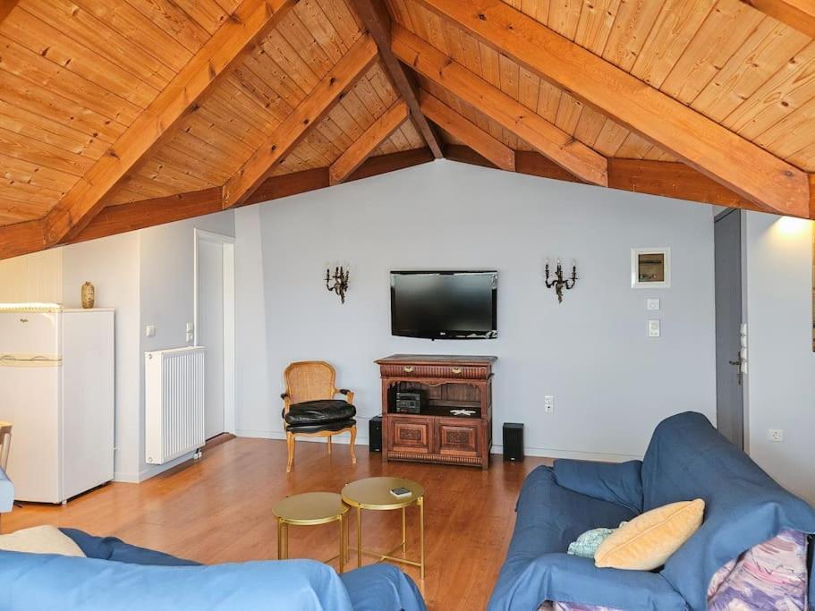 Sunny & Comfy Studio In The Heart Of Preveza Exterior foto
